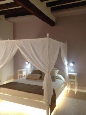 San Marco White Apartment